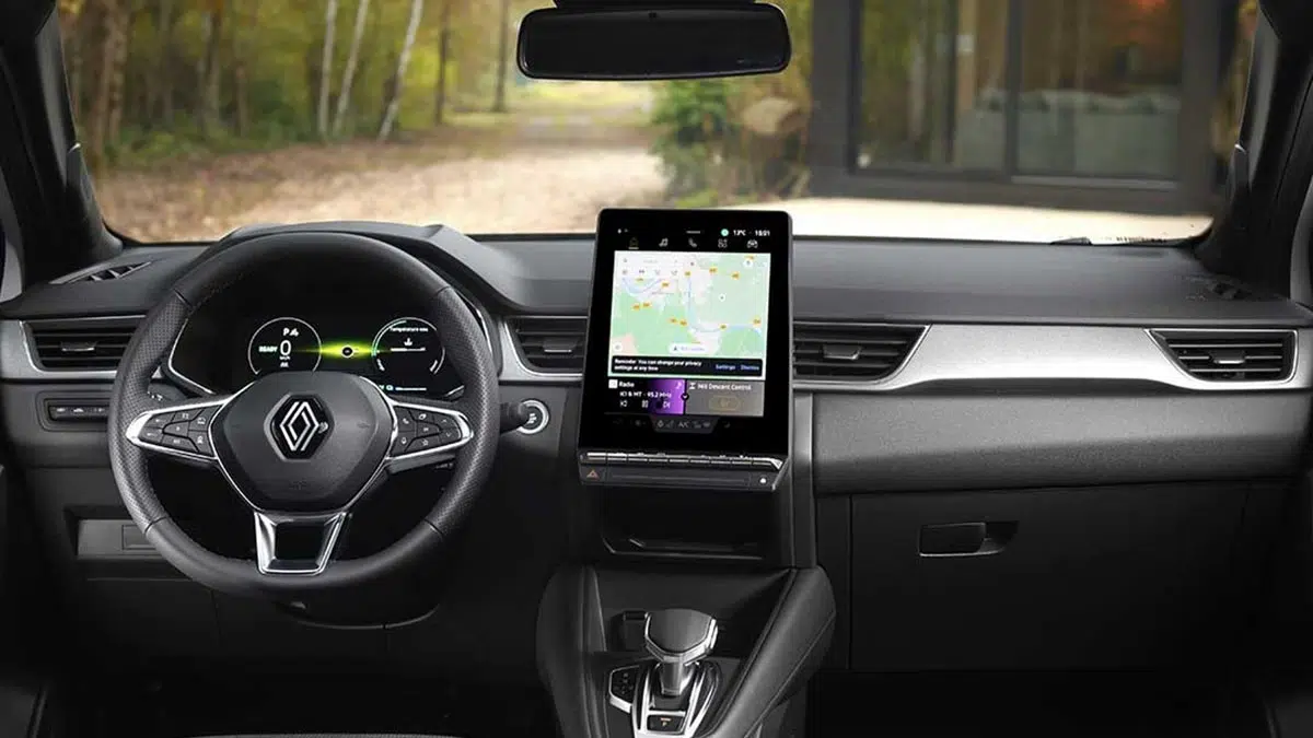  Renault Captur e tech suv hybrid 3