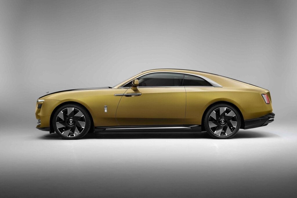 Les voitures de 2025 redéfinissent le luxe ultime sur roues avec des