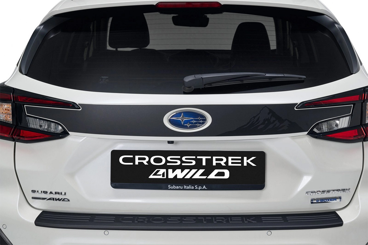 Hayon arrière de la Subaru Crosstrek 4Wild avec logo et décoration exclusive