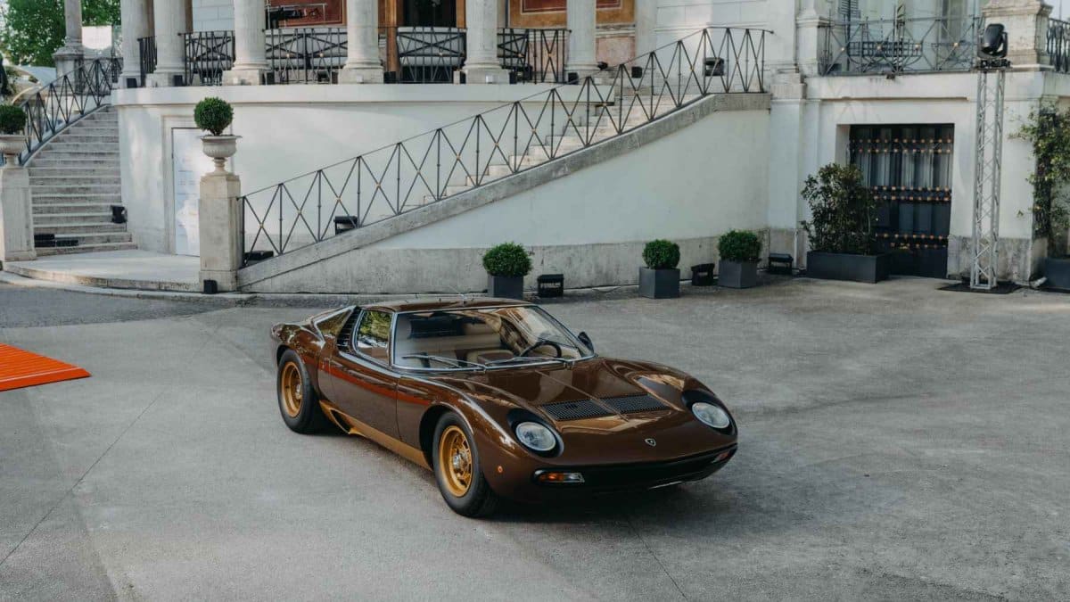 Lamborghini Miura SV 1972 extérieur restauration